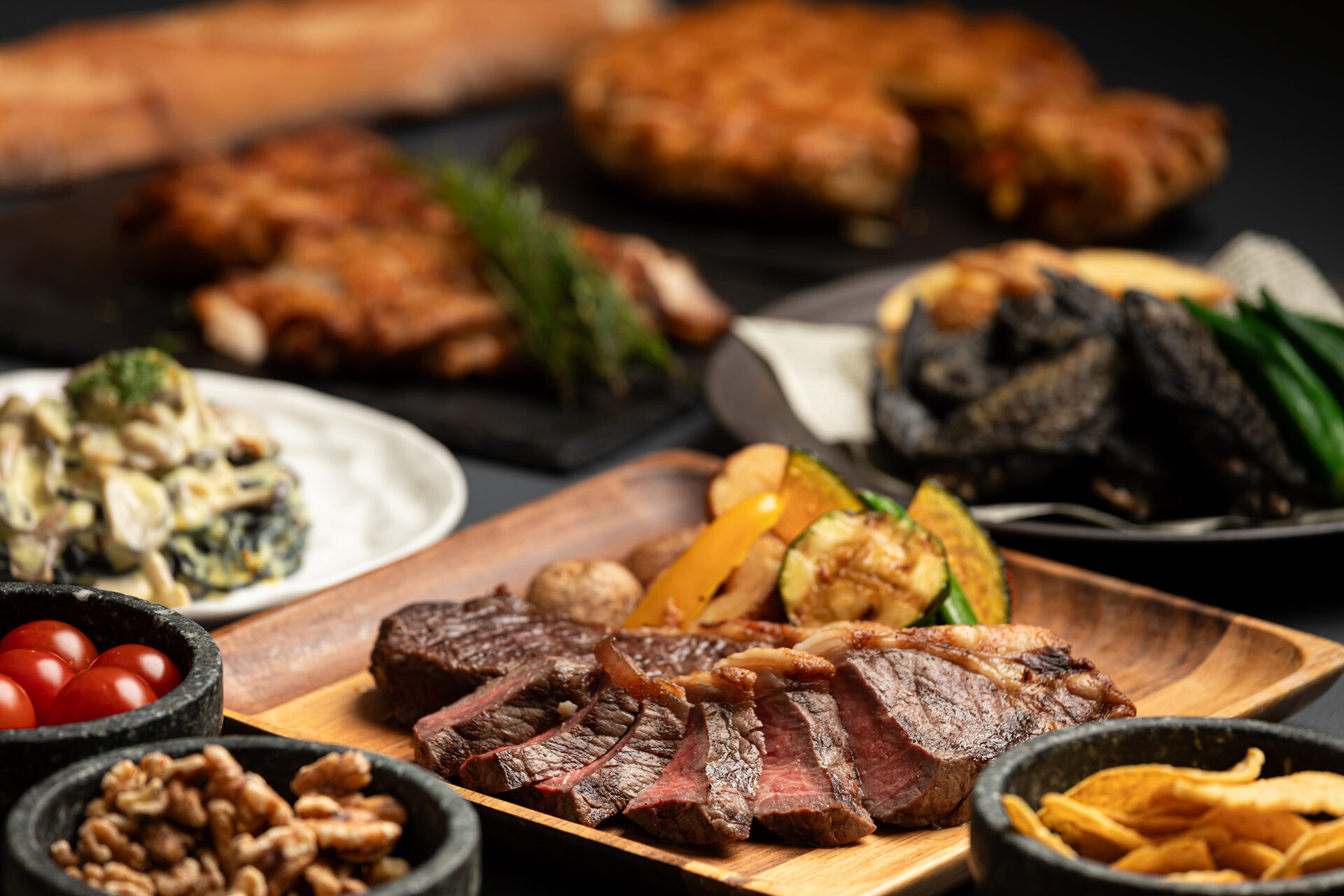 鉄板焼きビーフステーキランチ&デザートビュッフェ ~BLACK EVERY DAY~<br>Beef Steak Lunch & Dessert Buffet ~BLACK EVERY DAY~