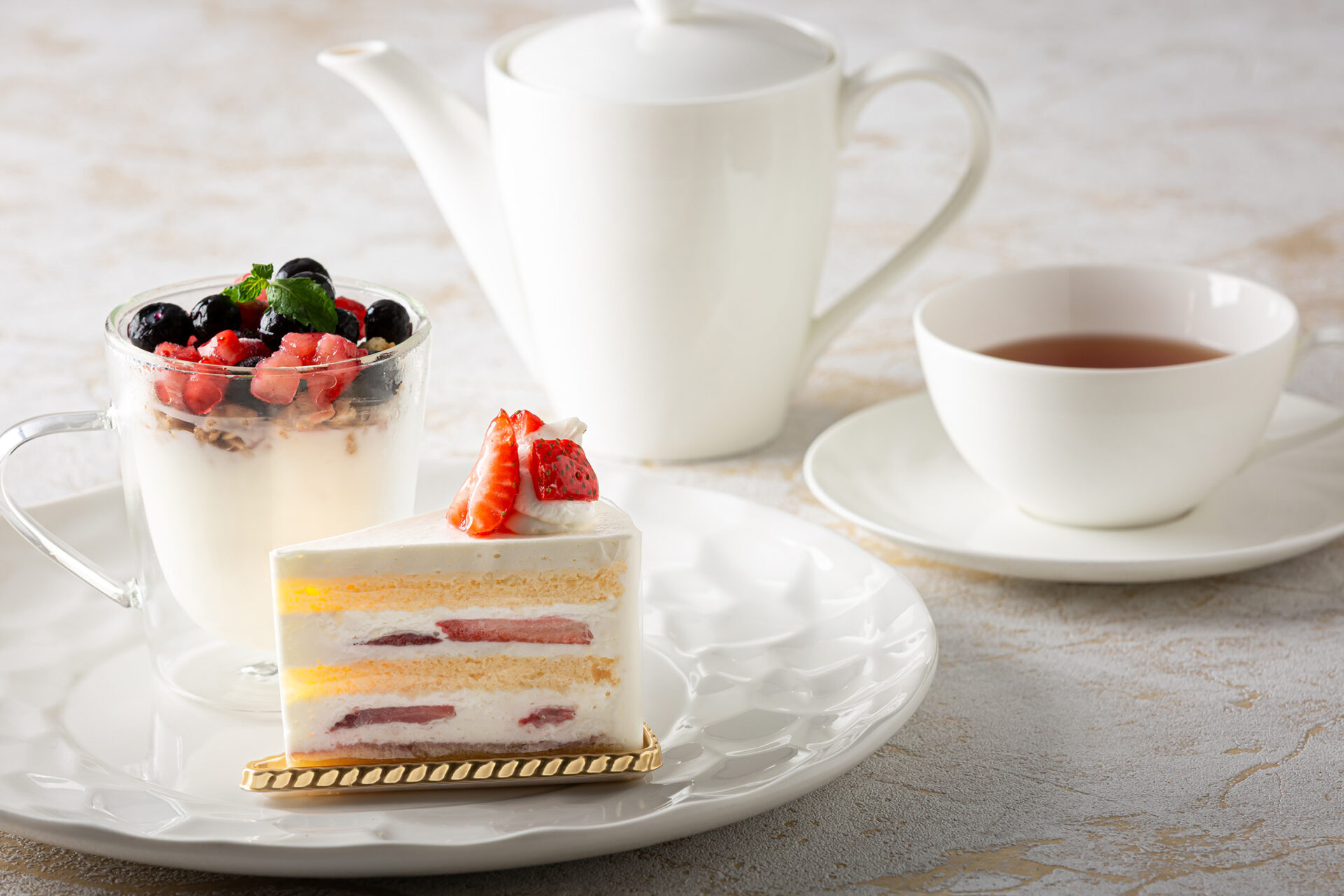 【2025.12.31～2026.1.3】スペシャルケーキセットSpecial Cake Set