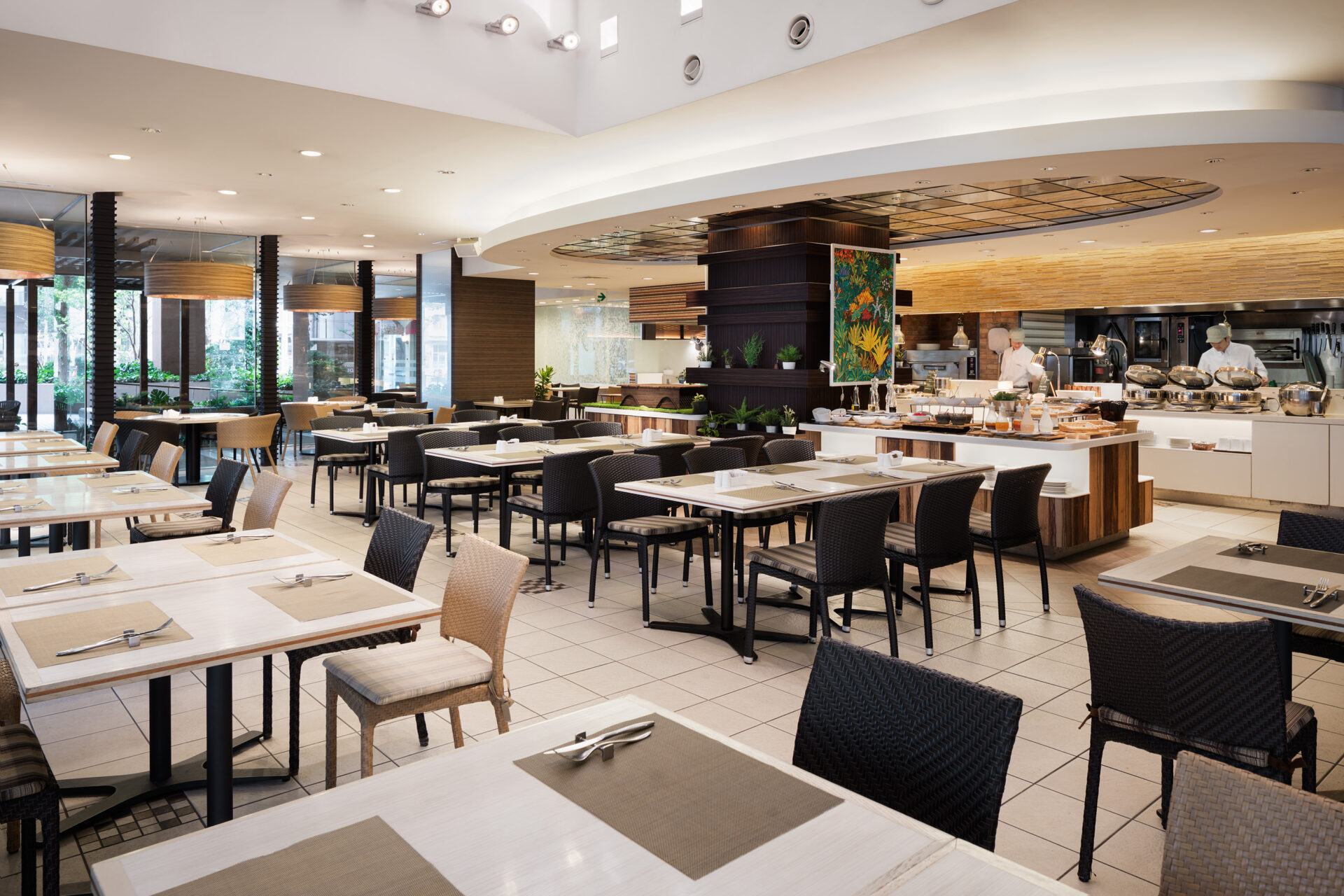 ～歓送迎会におすすめ～　飲み放題付きプラン　　　日本料理 筑紫野  /  中国料理 TAO-LI  /  クラウンカフェ